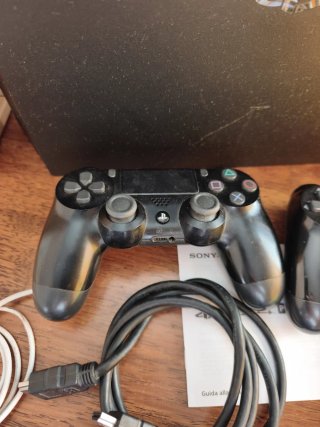 PS4 Pro 1TB Original Caja dos mandos originales