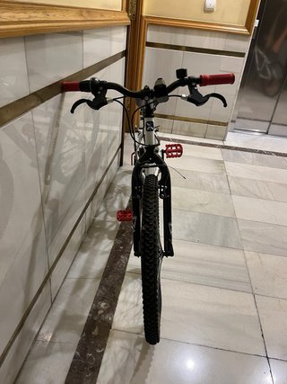 Bici B'Twin Rockrider 300 24