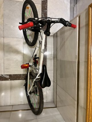 Bici B'Twin Rockrider 300 24