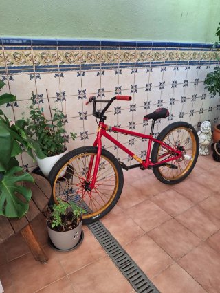CAMBIO MAFIABIKE POR OTRA DE STUNT O ENDURO