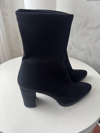 Botines elásticos negros