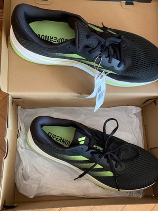Zapatillas Adidas Supernova Negras y Verdes