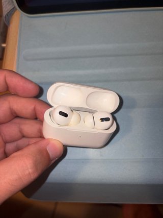 Cuffie AirPods Pro 1 Gen (NON FUNZIONANTI)