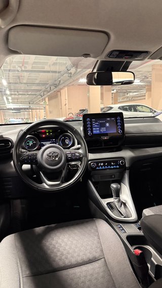 Toyota Yaris 2021 estado excelente