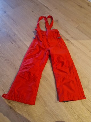 Pantalón de esquí rojo con tirantes
