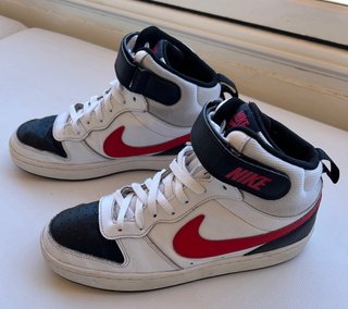 Nike Court Borough Mid 2 Blancas y Negras