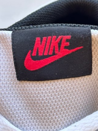 Nike Court Borough Mid 2 Blancas y Negras