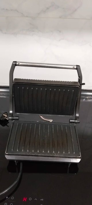 Sandwichera Grill Tristar Panini