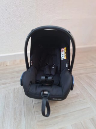 Maxi-Cosi 0+ con adaptador bugaboo