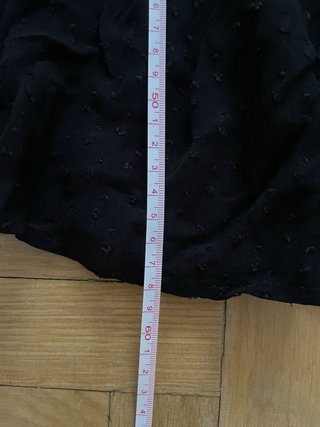 Blusa Zara Basic Negra Romántica