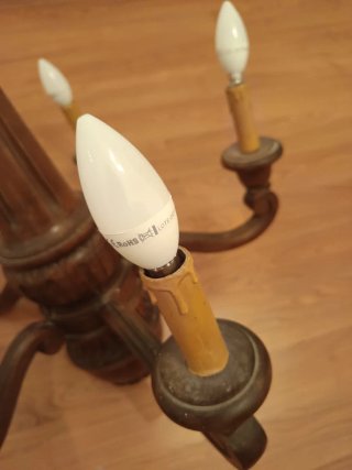 Lámpara de techo madera estilo renacentista