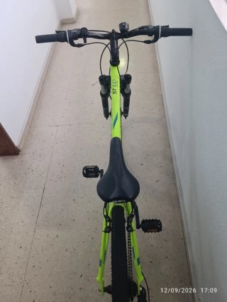 Bicicleta Rockrider ST100 26" XS como nueva