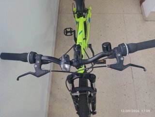 Bicicleta Rockrider ST100 26" XS como nueva