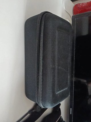 Nintendo Switch + Caja + FIFA 22 y 2K22