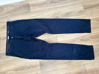 Pantalón Chino s.Oliver Rick Slim Fit W33