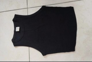 Camiseta sin mangas negra