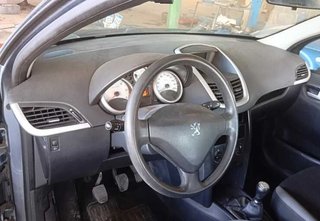 Peugeot salpicadero 207 x-line 468280