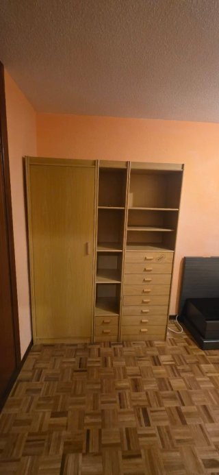 Mueble estantería con cajones
