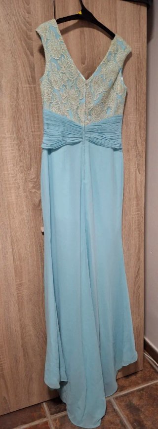 Vestido de fiesta azul y dorado