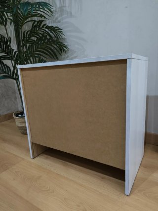 Mesitas de noche blancas de madera