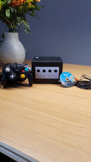 GameCube + 007 NightFire