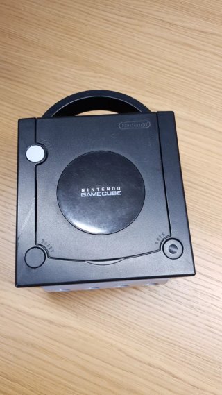 GameCube + 007 NightFire