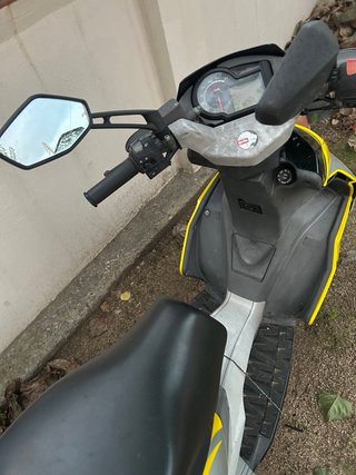 Aprilia SR 50 Scooter
