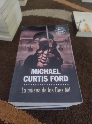 Lote de 8 novelas históricas de autores muy conoci