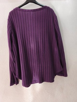 Camiseta morada de mujer