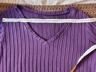 Camiseta morada de mujer