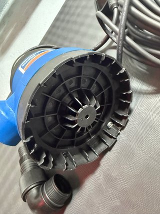 Bomba Sumergible Agua 550W 230V Draper