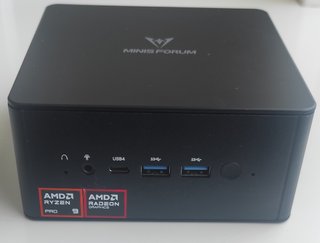 Minisforum UM890 Pro Ryzen 9 PRO 8945HS 32GB 1TB