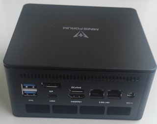 Minisforum UM890 Pro Ryzen 9 PRO 8945HS 32GB 1TB