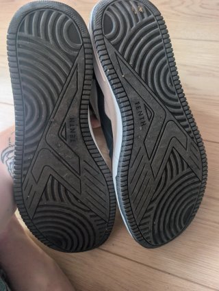 Zapatillas altas Tenth grises y blancas