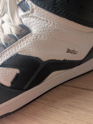 Zapatillas altas Tenth grises y blancas