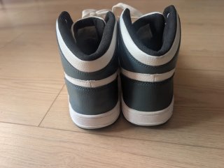 Zapatillas altas Tenth grises y blancas