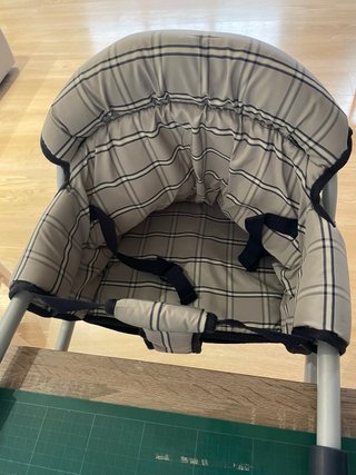 Silla de bebé portátil para mesa Nurse Trona