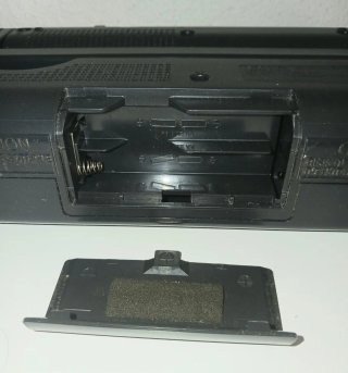 Radio Sony ICF-780 FM/AM Vintage con cable