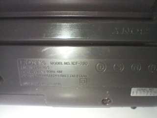Radio Sony ICF-780 FM/AM Vintage con cable