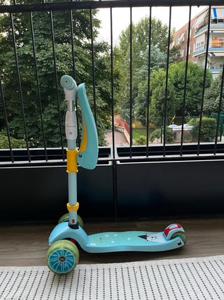 Patinete infantil 3 ruedas con asiento