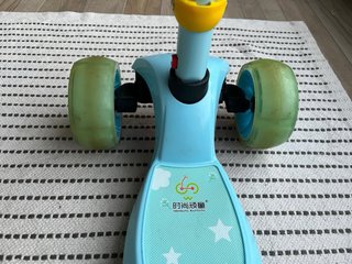 Patinete infantil 3 ruedas con asiento
