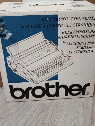 Máquina de escribir Brother