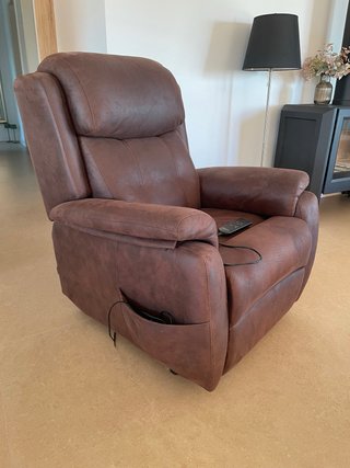Sillón eléctrico reclinable de piel