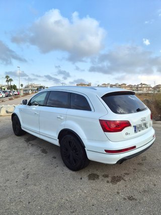 Audi Q7 2011