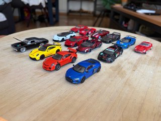 Mini GT 1/64 Coches de Juguete
