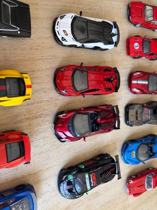 Mini GT 1/64 Coches de Juguete
