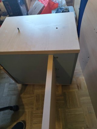 Mesa de escritorio madera y metal