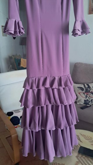 Vestido FLAMENCA morado talla XS con volantes