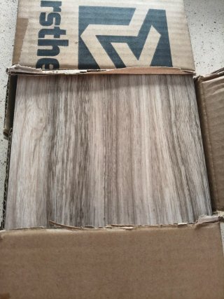 Suelo vinílico PVC imitación madera, autoadhesivo