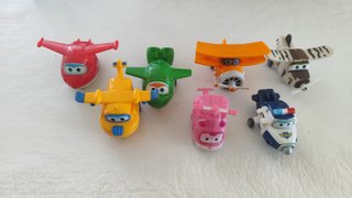 Super Wings Base con Personajes